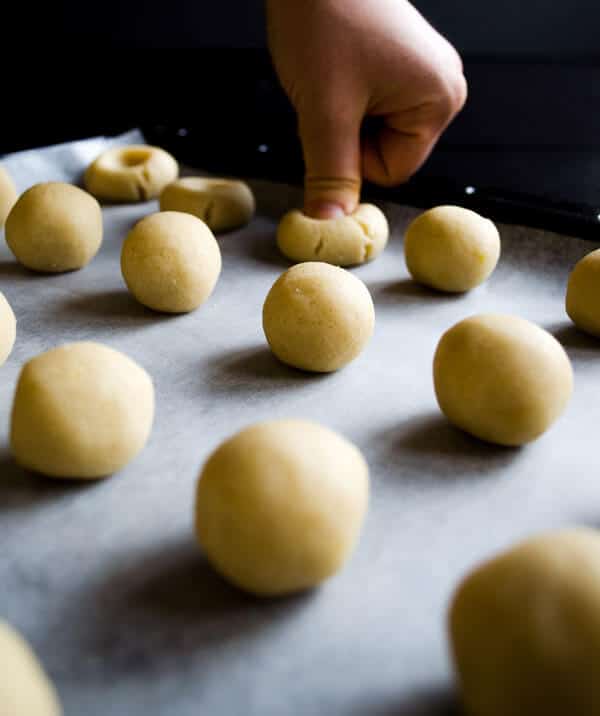柠檬果酱thumb打印饼干|#thumbprint #cookies #dessert #sweet #lemonjam |giverecipe.com.