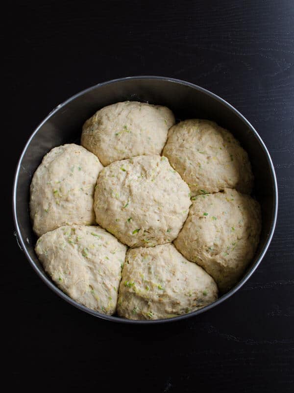 Fluffy Zucchini Bread | #zucchini #bread #baking | giverecipe.com 毛茸茸的西葫芦面包| #西葫芦# | giverecipe.com #烤面包
