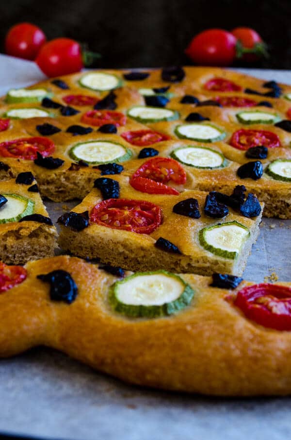 西葫芦和番茄FOCACCIA面包|#zucchini #brad #focaccia #baking #wholeweat |giverecipe.com |@zerringunaydin