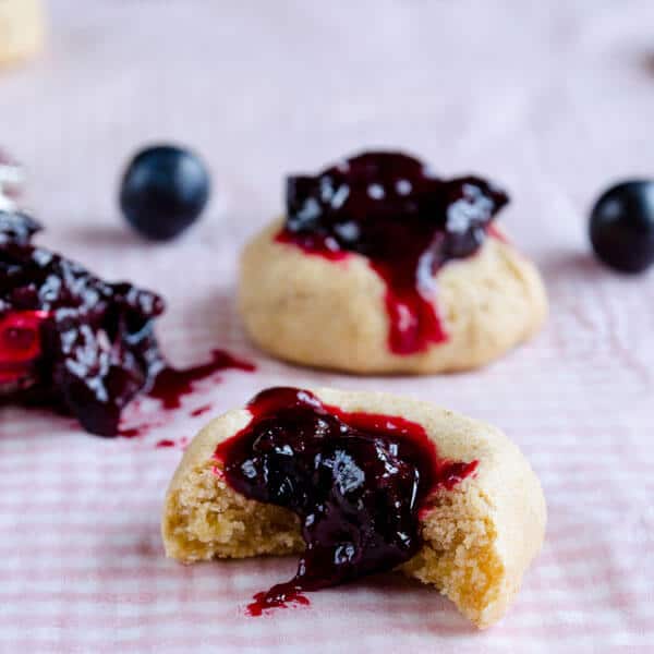 Thumbprint Cookies with Blueberry Jam | giverecipe.com | #blueberry #jam #cookies