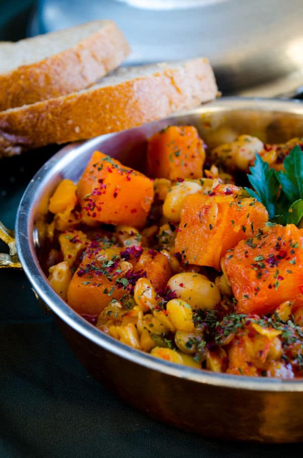 Pumpkin Stew with Lentils and Chickpeas | giverecipe.com | #pumpkin #stew #vegetarian #lentils #chickpeas 素食南瓜炖