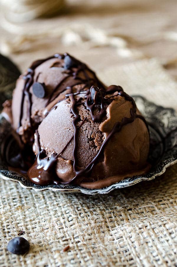 自制巧克力冰淇淋| giverecipe.com | #巧克力#冰淇淋#甜点#夏天