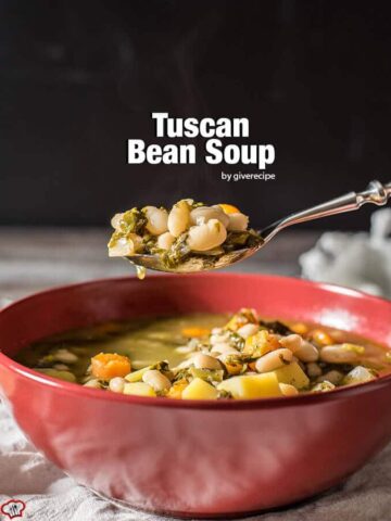 在寒冷的日子里，托斯卡纳豆汤是最好的安慰餐。这是一款素食食谱，因为里面有很多美味的蔬菜，所以非常美味。30分钟后准备!——giverecipe.com